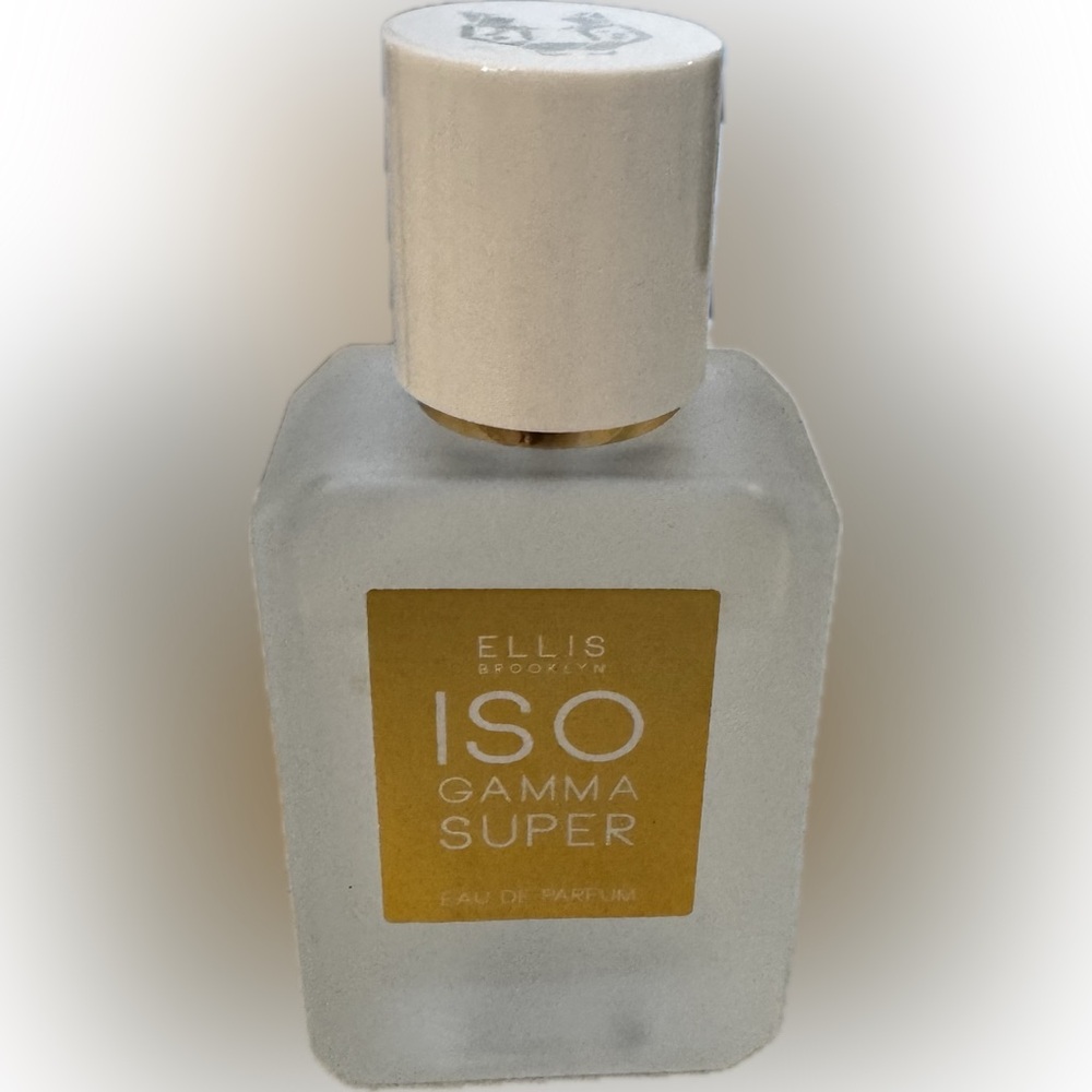 ELLIS BROOKLYN
Iso Gamma Super Eau de Parfum
50 ml / 1.7 oz
Over 3/4 full